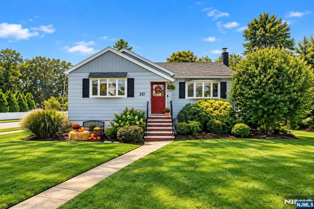 317 Newark Pompton Turnpike, Pequannock, NJ 07444 - #1
