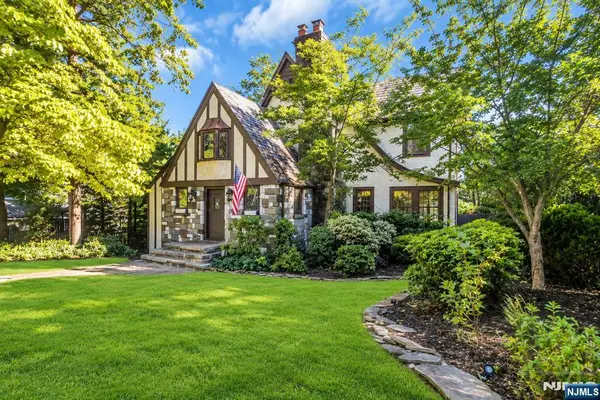 348 W South Orange Avenue, South Orange Village, NJ 07079
