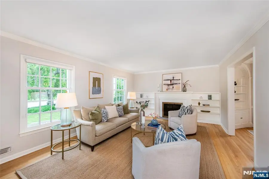 26 Cornell Way, Montclair, NJ 07043 - #3