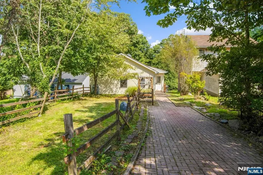 25 Tansboro Road, Upper Greenwood Lake, NJ 07421 - #2
