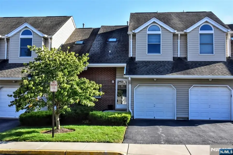 45 Royal Avenue 17, Hawthorne, NJ 07506 - #2