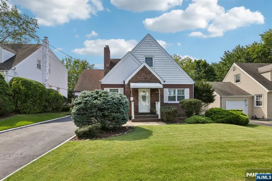 153 Madison Avenue, River Edge, NJ 07661 - #2
