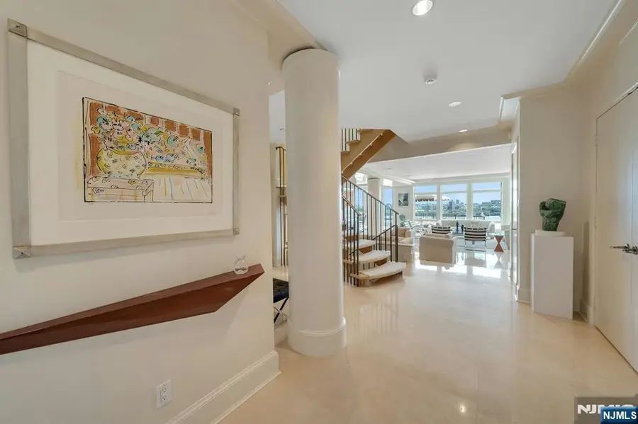 4 Ascot Way, Fort Lee, NJ 07024 - #3