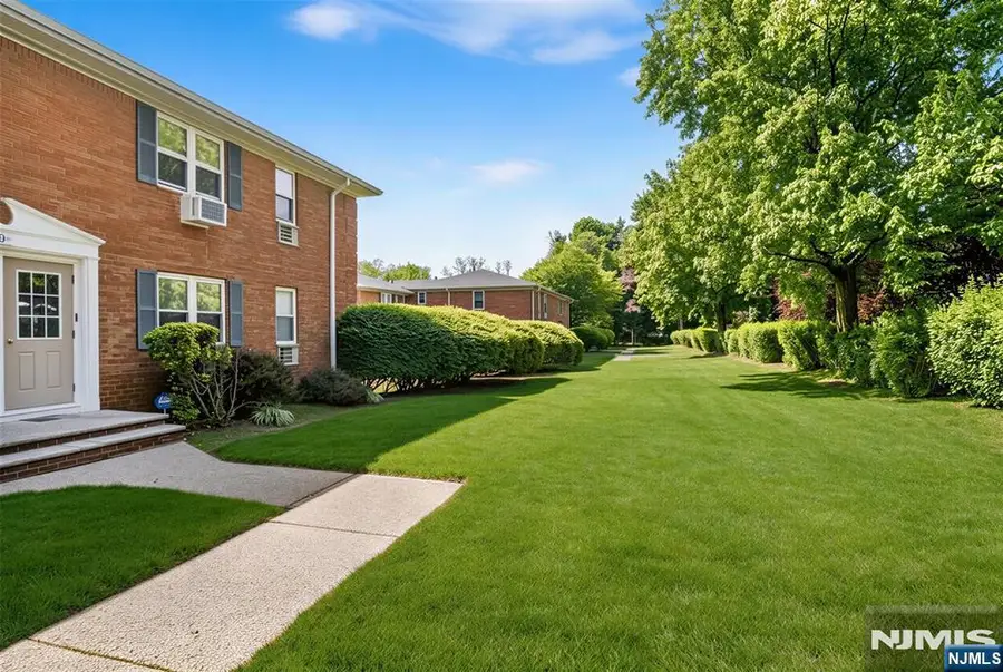 1130 Valley Road 2B, Wayne, NJ 07470 - #3