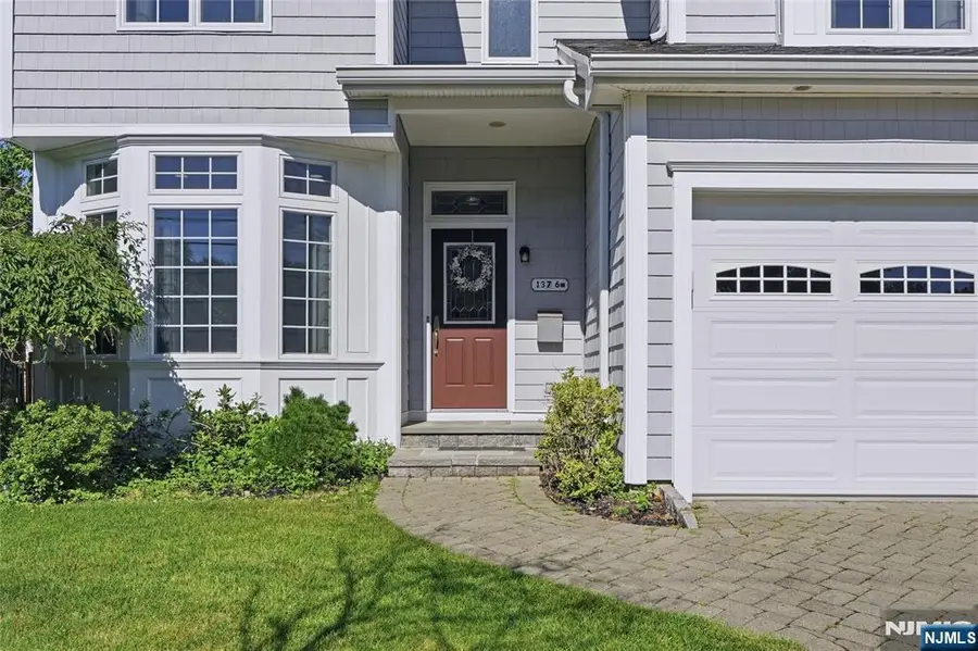 137 6th Street, Cresskill, NJ 07626 - #2