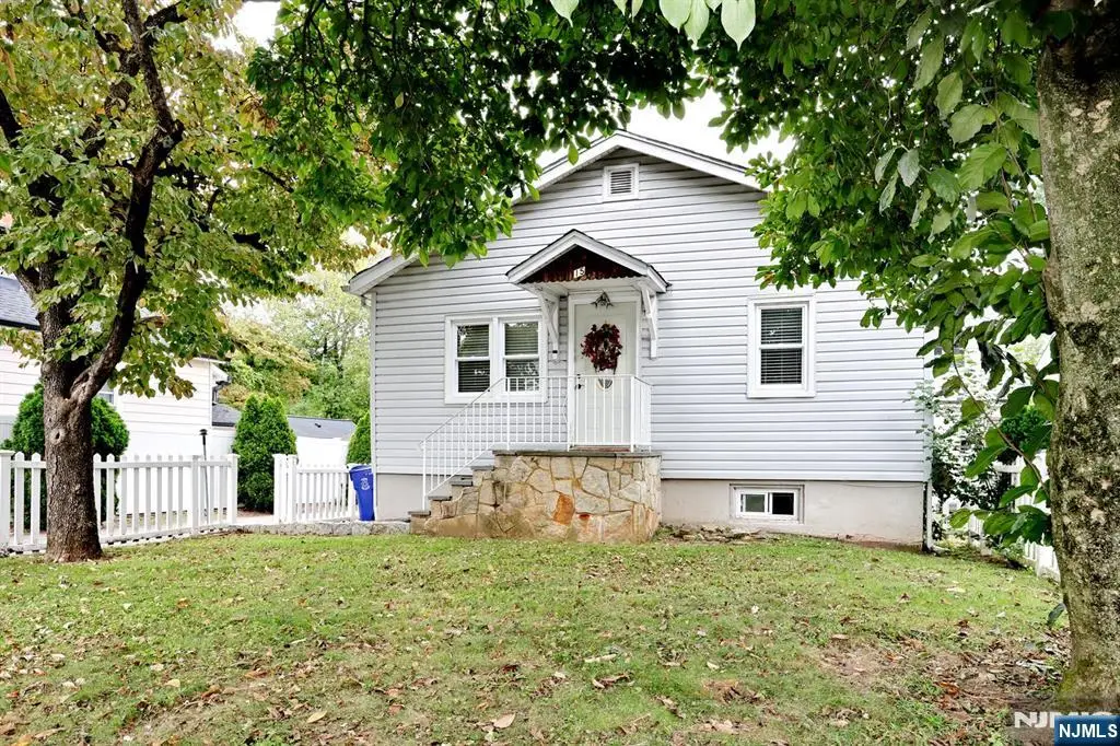 15 Crescent Avenue, Totowa, NJ 07512 - #1