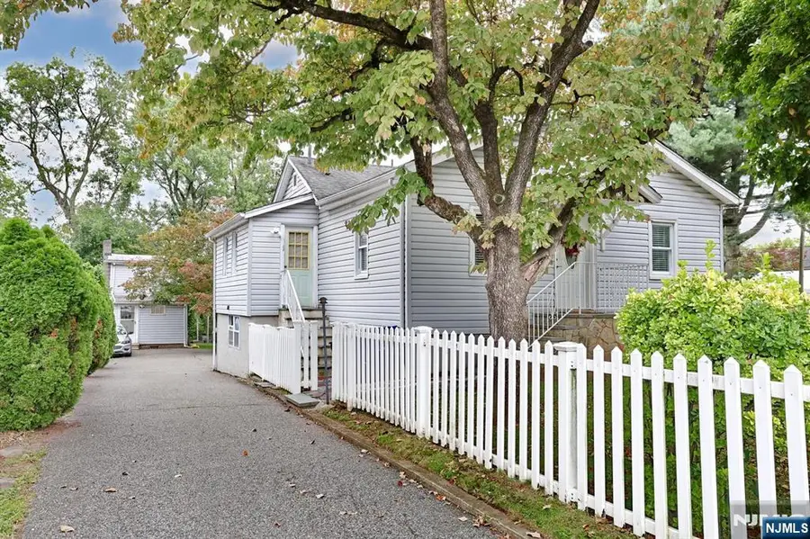 15 Crescent Avenue, Totowa, NJ 07512 - #3