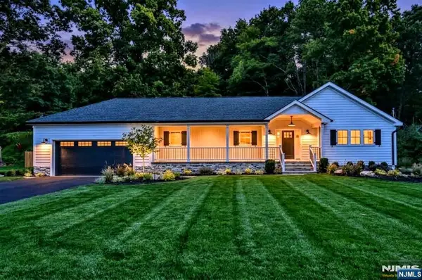 23 Melrose, West Milford, NJ 07421