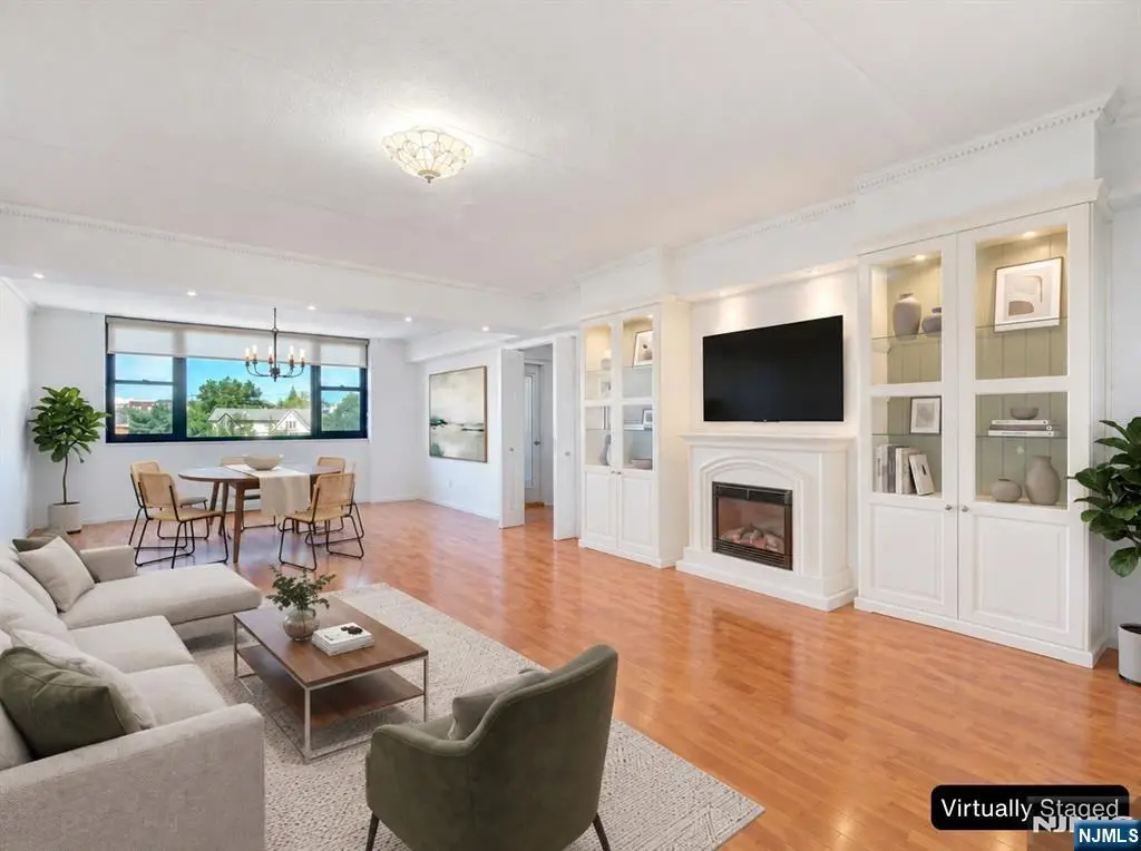 250 Gorge Road 9i, Cliffside Park, NJ 07010 - #1