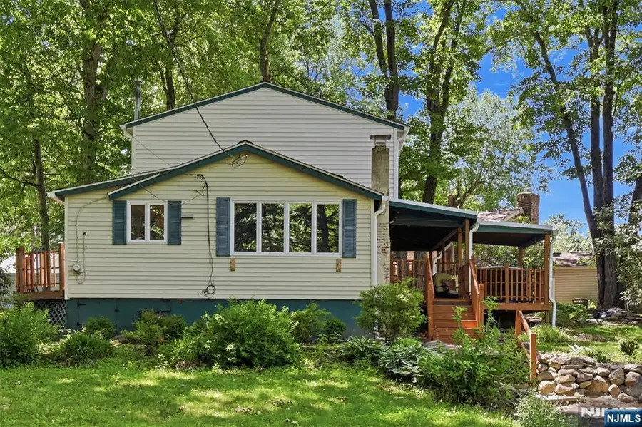 9 Juniper Trail, Kinnelon, NJ 07405 - #3
