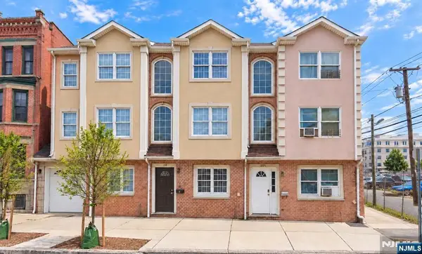 20 Kinney Street, Newark, NJ 07102