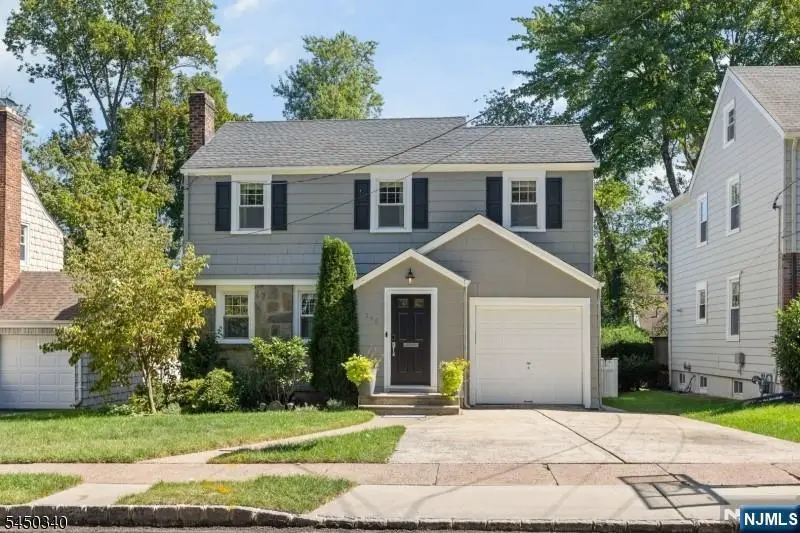 195 Stonehouse Road, Bloomfield, NJ 07028 - #1