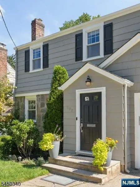 195 Stonehouse Road, Bloomfield, NJ 07028 - #2
