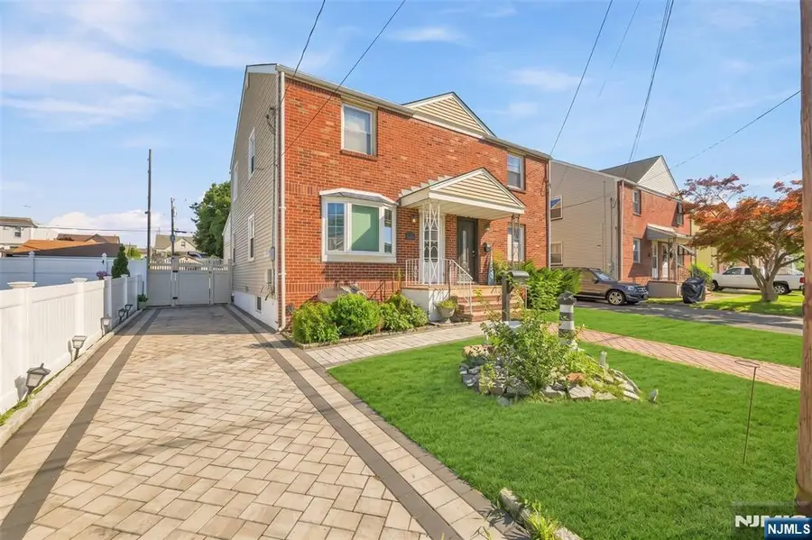 18 Memphis Avenue, Belleville, NJ 07109 - #2
