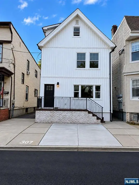 307 Ann Street, Harrison, NJ 07029