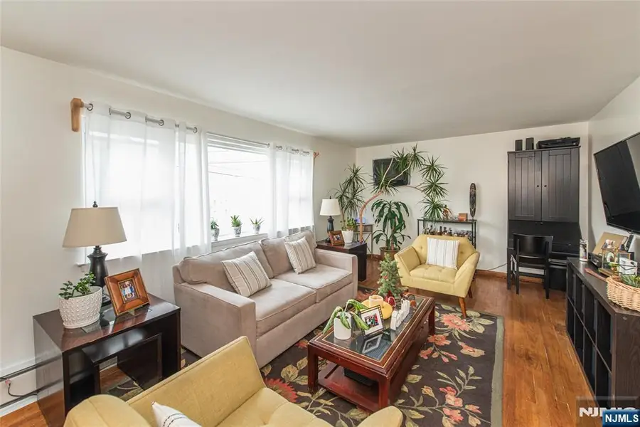 470-472 Walker, Fairview, NJ 07022 - #2