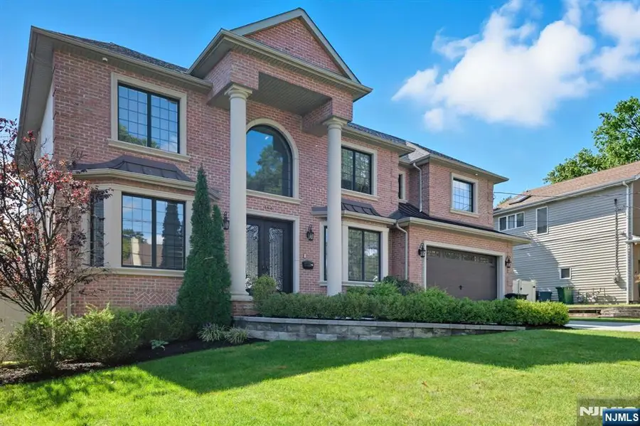 146 Stuart Street, Paramus, NJ 07652 - #3