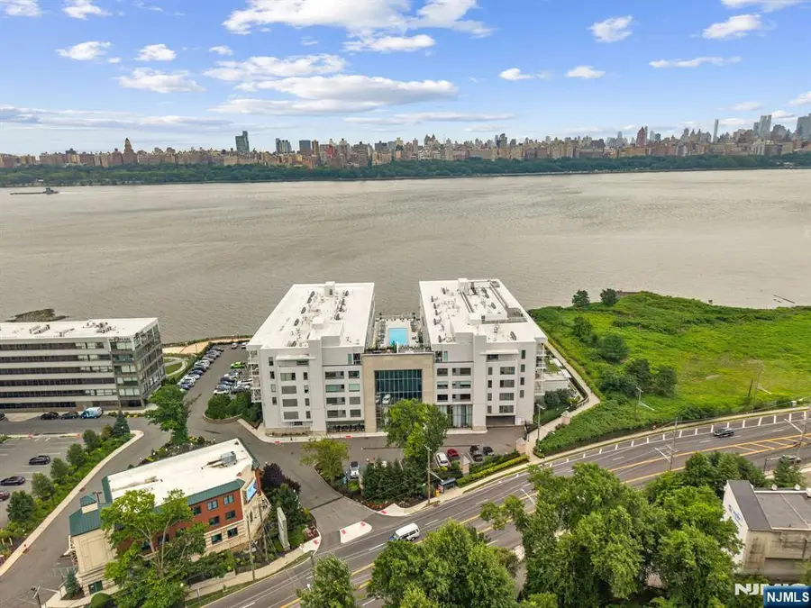 3 Somerset 307, Edgewater, NJ 07020 - #2