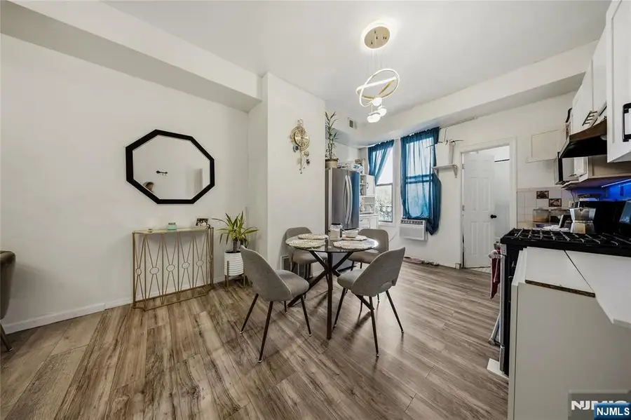 326 32nd Street, Union City, NJ 07087 - #2