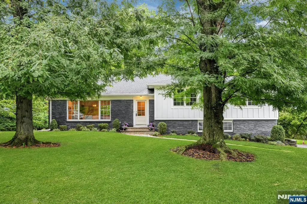 9 Crestview Court, Montclair, NJ 07042 - #1