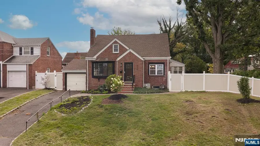 303 Huntington Road, Union, NJ 07083 - #2