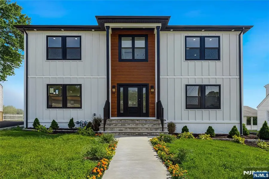 89 Susan Court, Clifton, NJ 07012 - #2