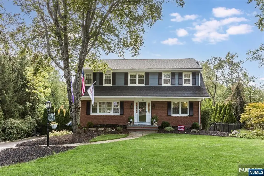 22 Sloping Hill Terrace, Wayne, NJ 07470 - #1