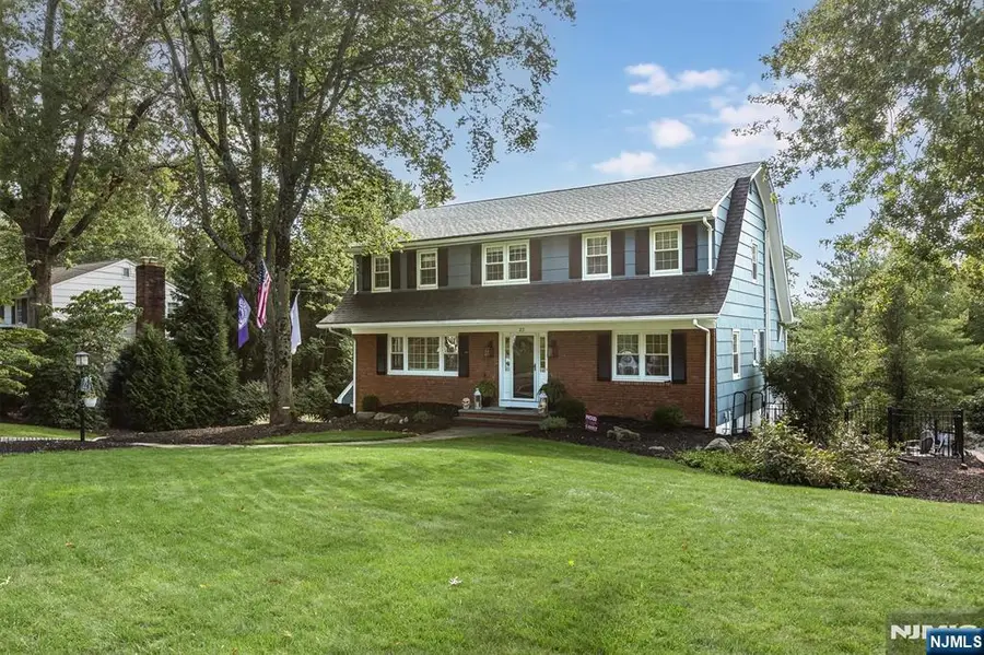 22 Sloping Hill Terrace, Wayne, NJ 07470 - #2