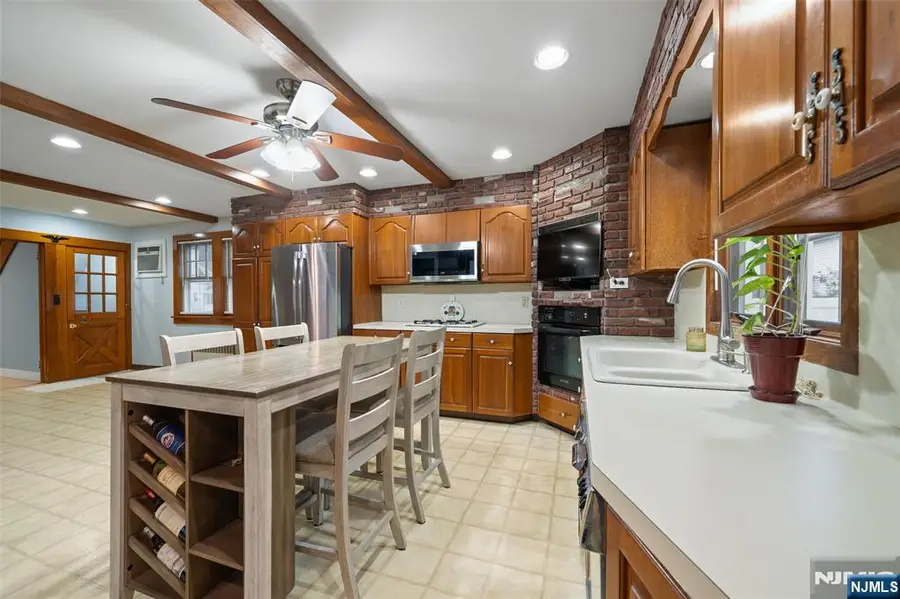 224 Luddington Avenue, Clifton, NJ 07011 - #3