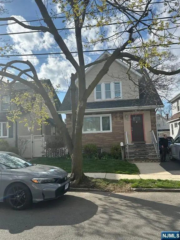 521 Olympia Avenue, Cliffside Park, NJ 07010 - #2