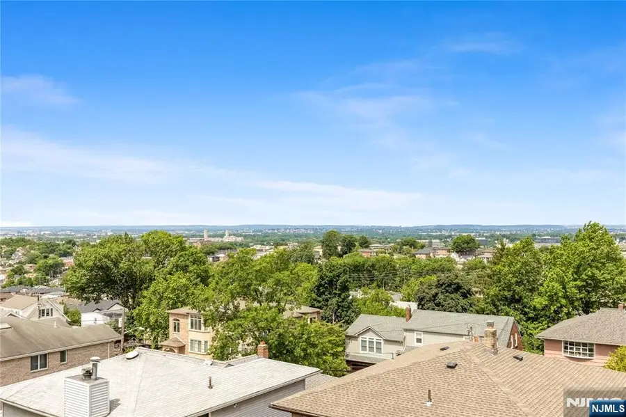 261 10th Street, Palisades Park, NJ 07650 - #3