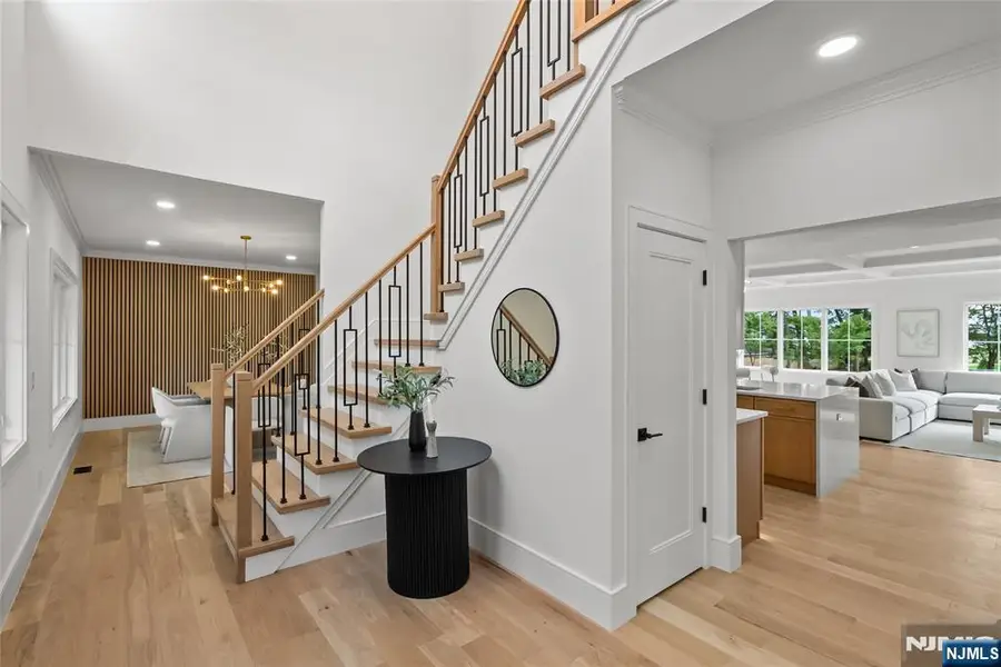 8 Sparrowbush Road, Mahwah, NJ 07430 - #3