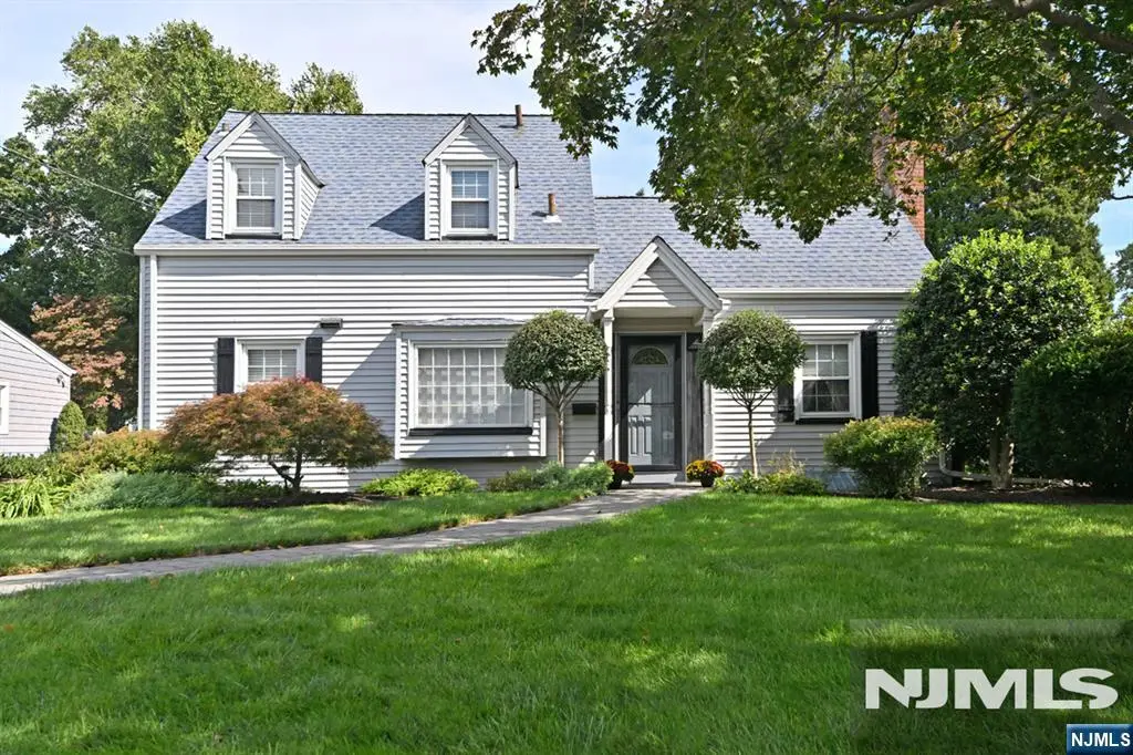 137 E Magnolia Avenue, Maywood, NJ 07607 - #1
