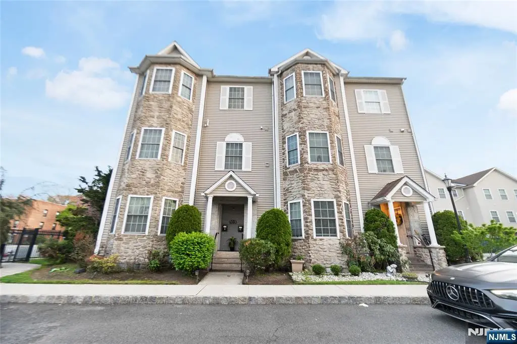 103 S Grove Street, East Orange, NJ 07018 - #1