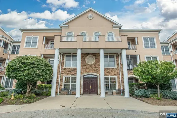 1115 Hamilton Drive, Rockaway Township, NJ 07866