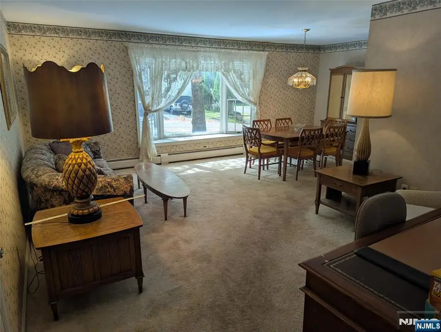 31 Maple Avenue 31A, Park Ridge, NJ 07656 - #2