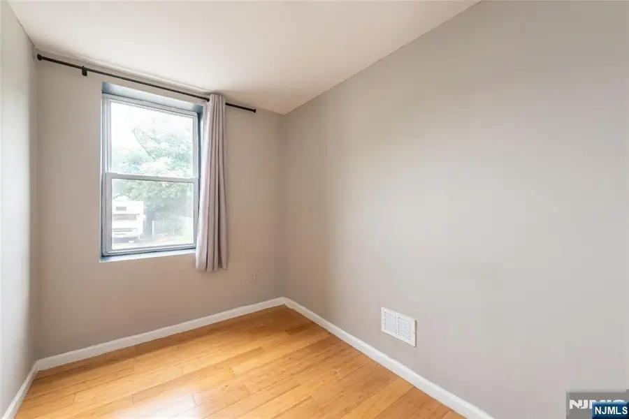 89 Tremont Avenue, East Orange, NJ 07018 - #3
