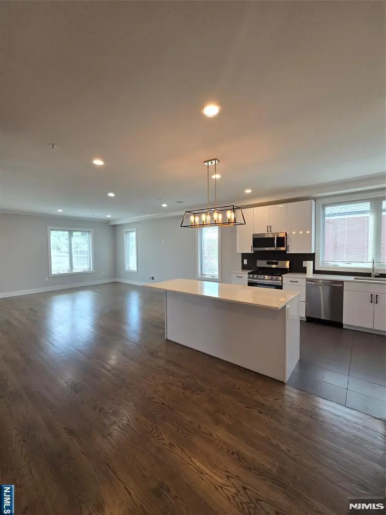 21 Summit Street, Tenafly, NJ 07670 - #3