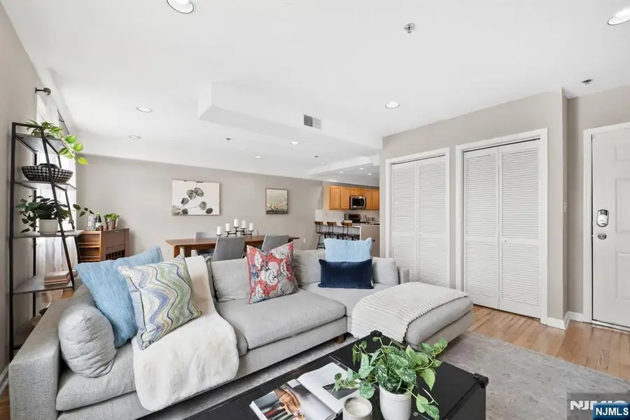 225 Clinton Street 4, Hoboken, NJ 07030 - #3