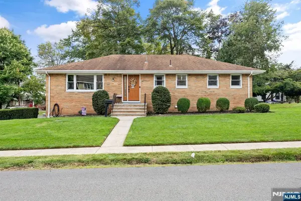 811 Manhattan Avenue, Twp of Washington, NJ 07676