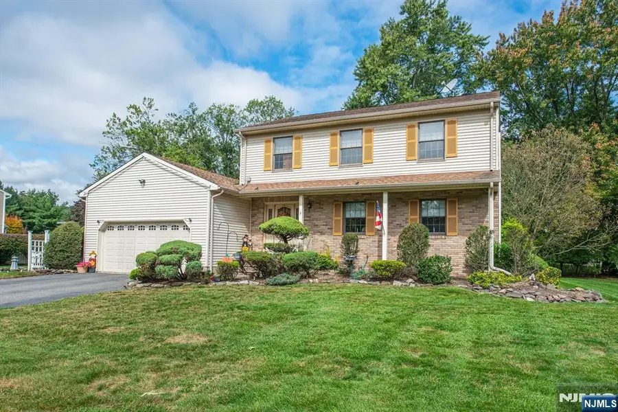 2 Rochambeau Road, Pompton Plains, NJ 07444 - #2