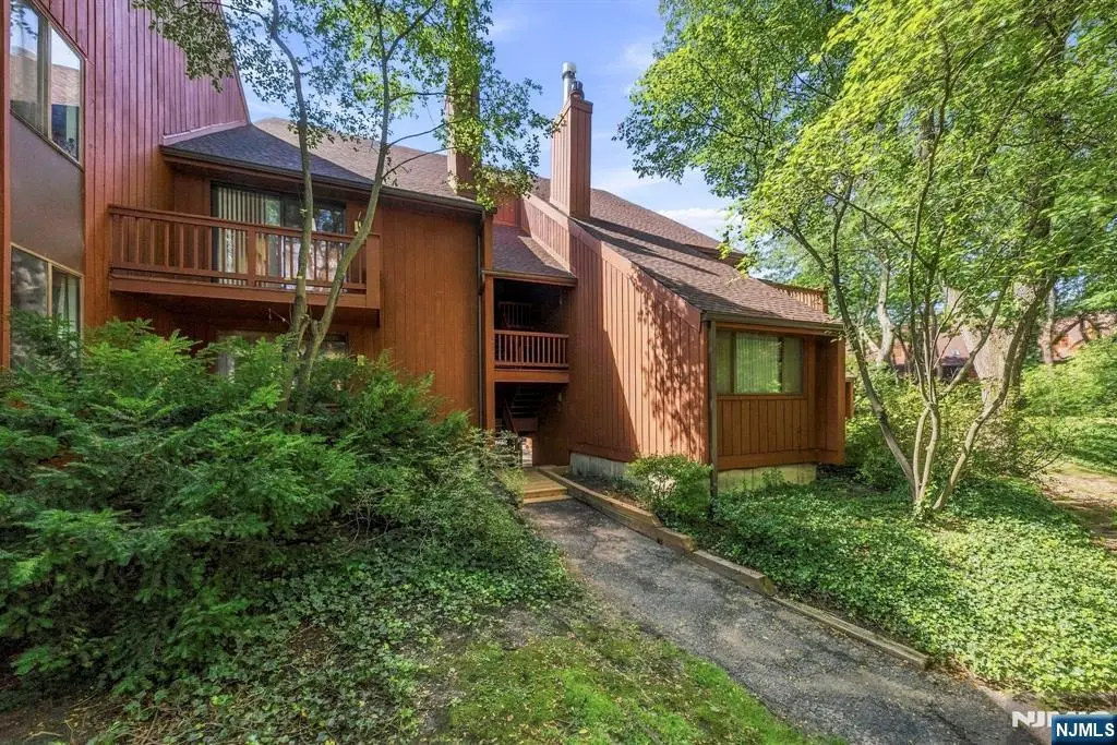 484 Teal Plaza, Secaucus, NJ 07094 - #1