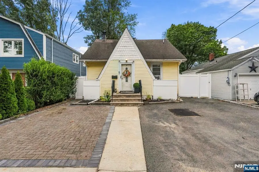3 Seminole Avenue, Dumont, NJ 07628 - #2