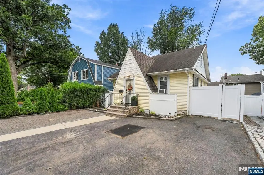 3 Seminole Avenue, Dumont, NJ 07628 - #3