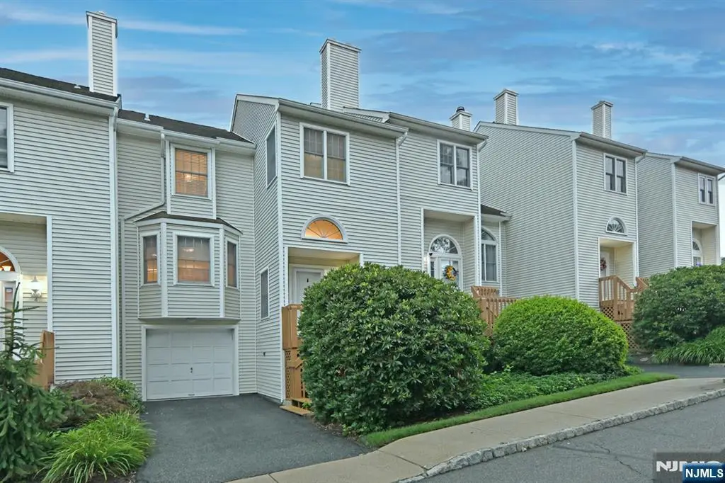 6 Erin Way 404, Lincoln Park, NJ 07035 - #1