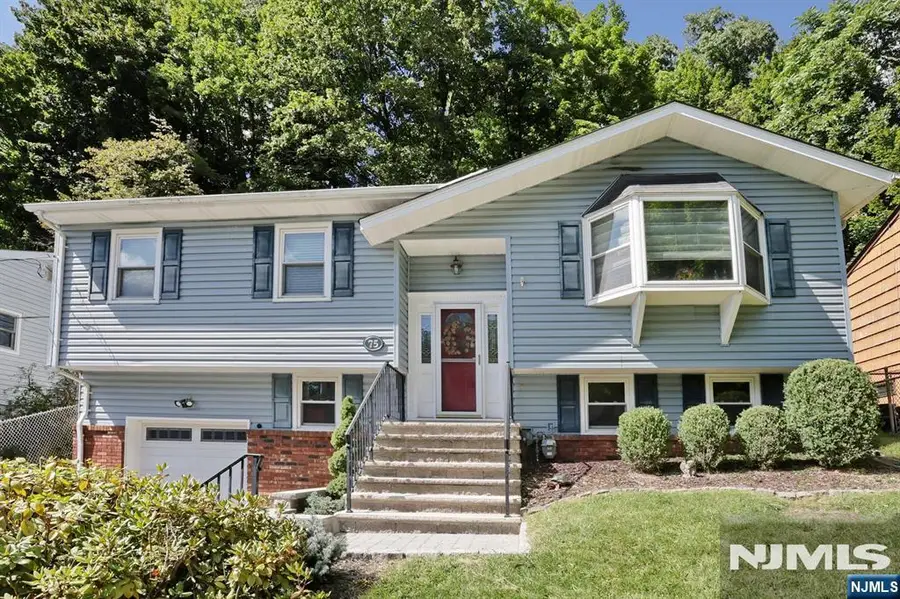 75 Hiawatha Boulevard, Oakland, NJ 07436 - #2