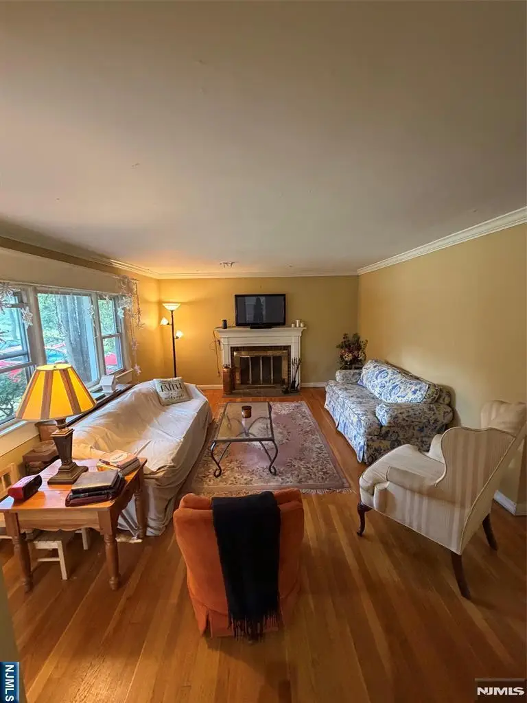 7 Sussex Road, Tenafly, NJ 07670 - #3