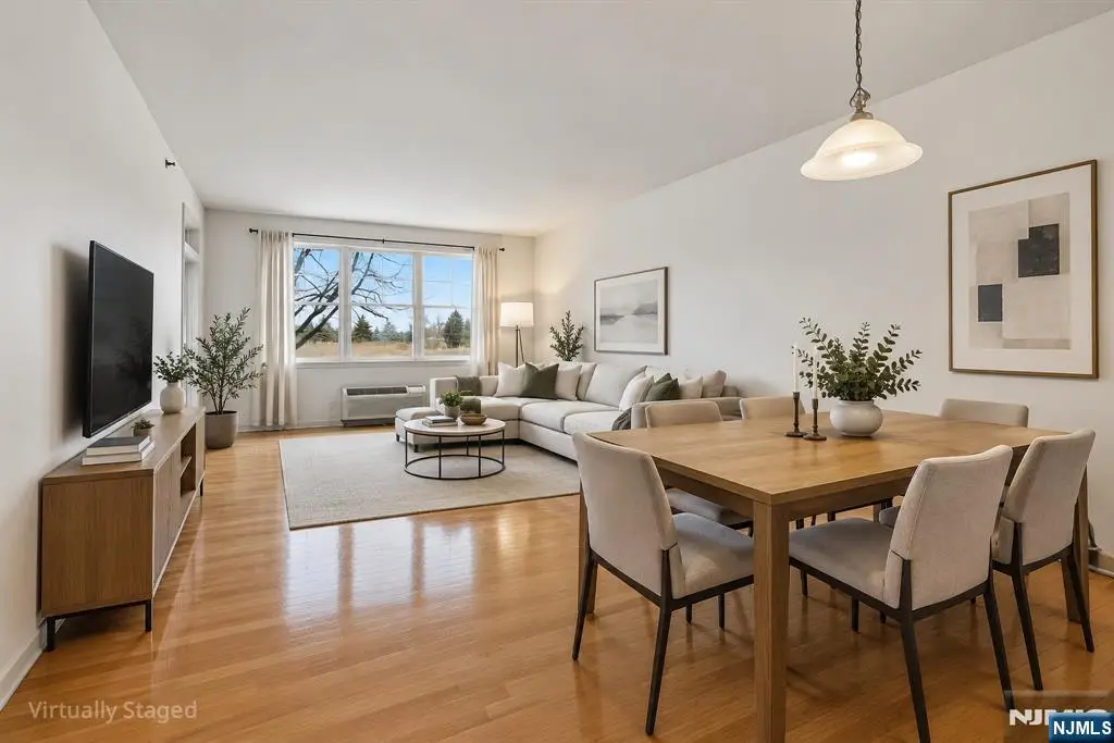15 Enterprise Court 1-05, Jersey City, NJ 07305 - #1