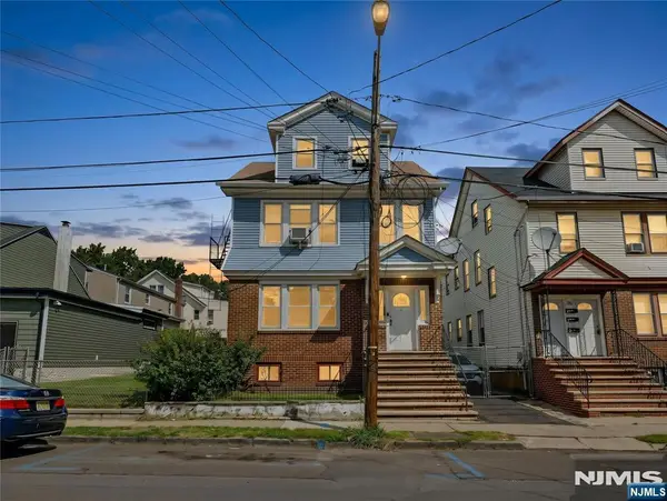 102 Delmar Place, Irvington, NJ 07111