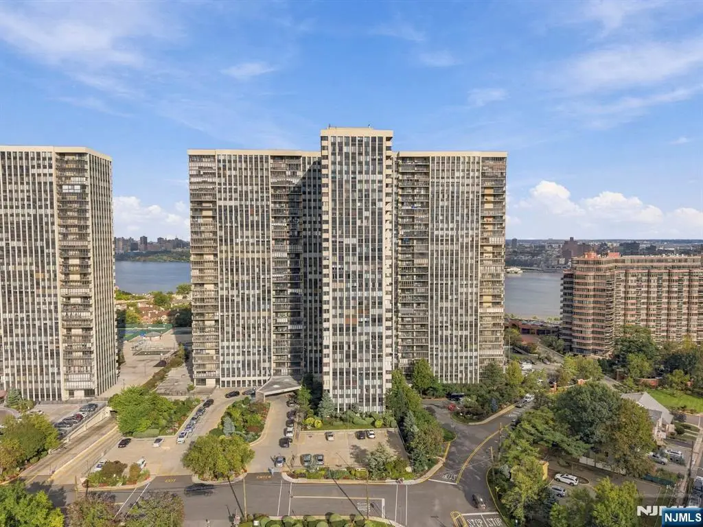 200 Winston Drive L14, Cliffside Park, NJ 07010 - #1